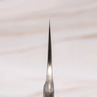 Anryu Nakiri Aogami #2 RC 165 mm je japanski nož posebno dizajniran za rezanje povrća. Dolazi iz male butik radionice čija povijest seže 80 godina unatrag. Ovaj je nož u potpunosti iskovao Ikeda-san, nasljednik majstora Katsushigeja Anryuja, stoga je svaki komad jedinstven. Ovaj nož nema namještenu dršku.
