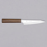 Kurosaki Petty Gekko VG-XEOS Migaki 130 mm_1 Kurosaki Petty iz linije Gekko još je jedan jedinstveni nož nastao u rukama nadarenog mladog kovačkog majstora Yu Kurosakija. Oštrica je obrađena do visokog sjaja, pa su u kovačnici nož nazvali Gekko – mjesečina. Oštrica je izrađena od novog VG-XEOS čelika s finom mikrostrukturom, stvorenom pomoću posebne metode taljenja. Čelik ima izvrsnu otpornost na habanje i koroziju.