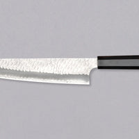 Nigara Gyuto SG2 Migaki Tsuchime višenamjenski je japanski kuhinjski nož pogodan za pripremu mesa, ribe i povrća. Oštrica omogućuje rezanje većih komada mesa, a tanak vršak olakšava rad i s manjim komadima. Jezgra od SG2 praškastog čelika i hamaguri presjek profila osiguravaju dugotrajnu oštrinu i minimalno održavanje.