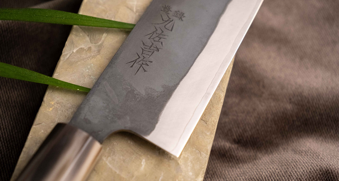 HAP-40 Santoku Black Ebony Blond Buffalo 180 mm