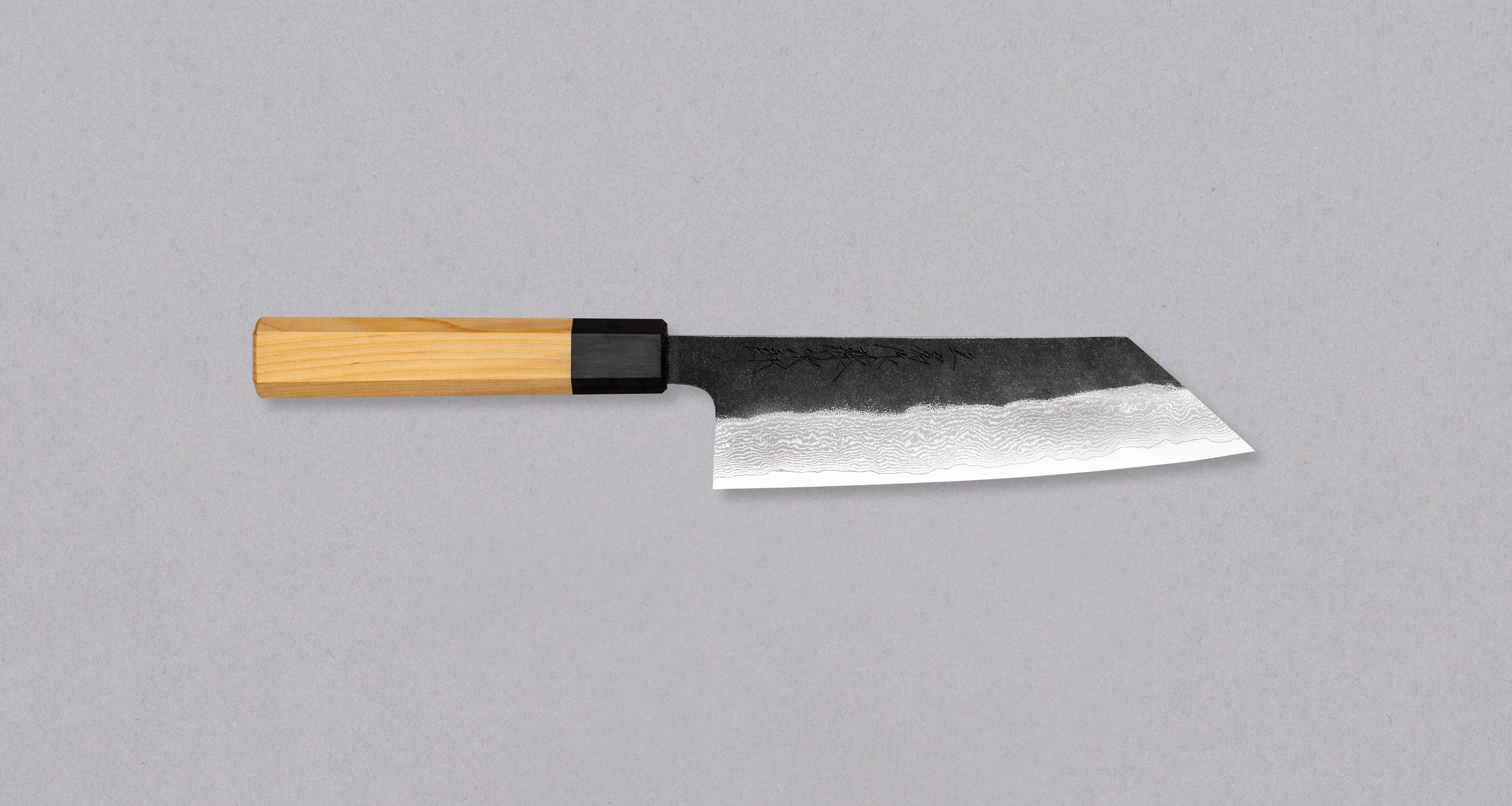 Tojiro Atelier Bunka VG-10 Kuro-uchi Damascus 170 mm – OštarRub