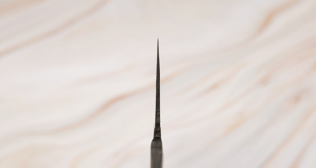Yoshida Gyuto SUJ-2 Kuro-uchi 240 mm - OŠTRICA