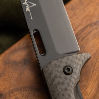 Yu Kurosaki Utility Folding Knife SG2 Carbon 135 mm