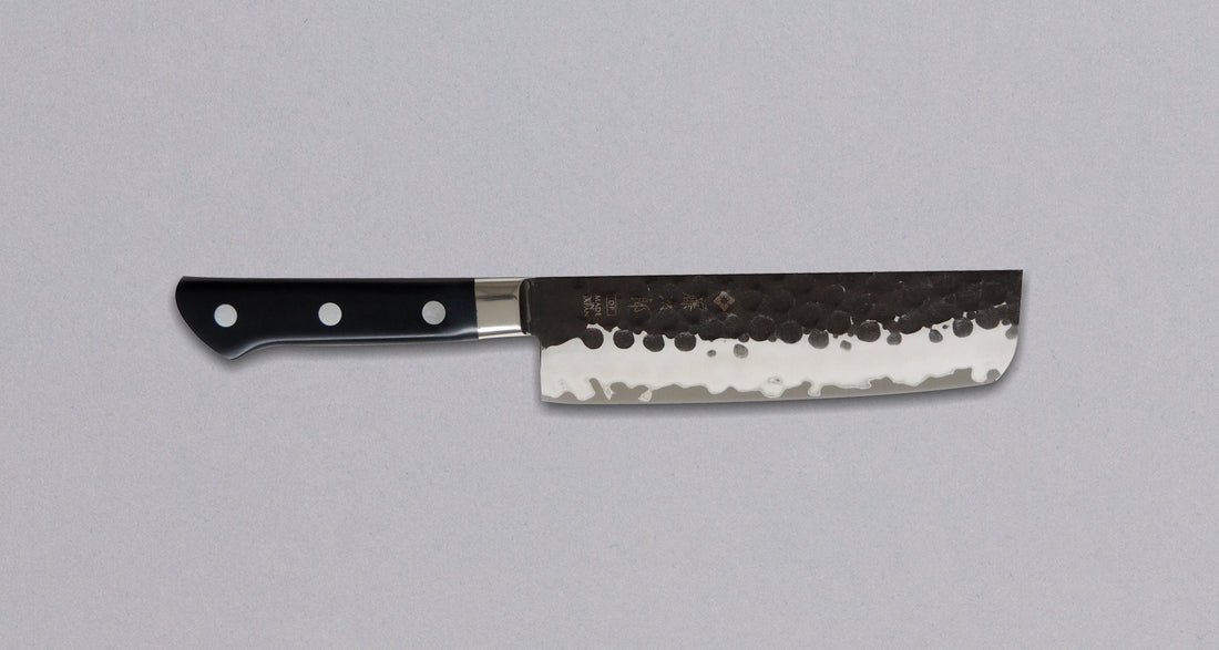 Tojiro VG-10 Nakiri Hammered 165 mm_1