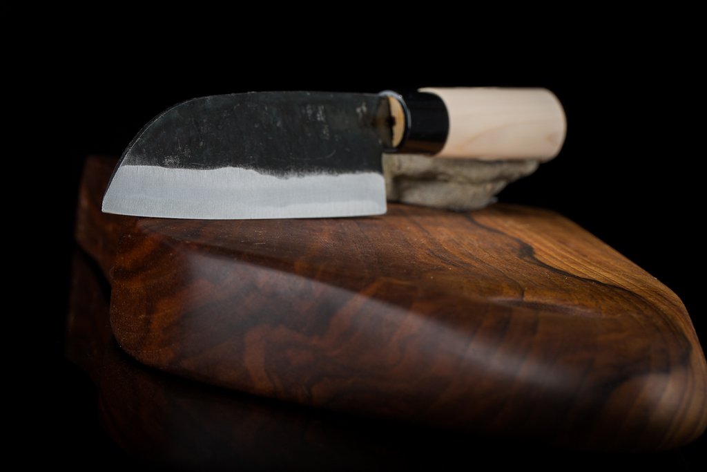 Yoshida Kuro-uchi Santoku 170 mm_4