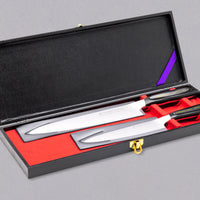 Elegantan i futuristički set Tojiro Flash Gift je kao stvoren za svakoga tko želi pomoću dva noža zadovoljiti skoro sve kuhinjske potrebe. Slojevitost oštrice služi da je sredina super oštra te istovremeno jaka i fleksibilna. Primjerna za sve kuharske entuzijaste i profesionalne kuhare.