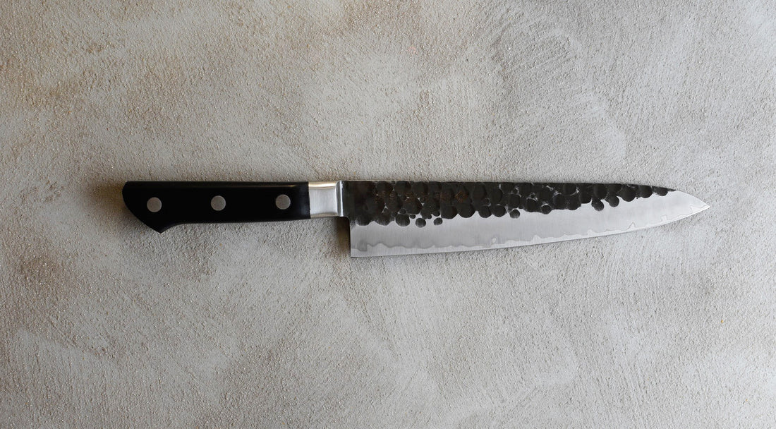 Tojiro VG-10 Gyuto Hammered 210 mm_2