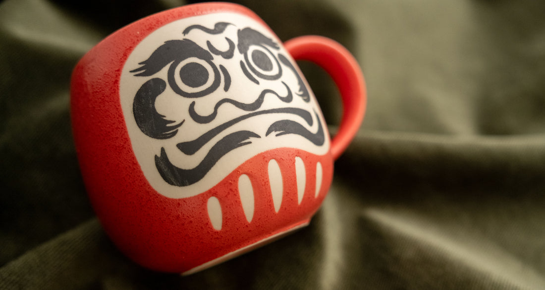 Mino japanska šalica Daruma [crvena]