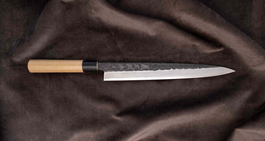 Tojiro Yanagiba Shirogami Hammered Kuro-uchi 270 mm