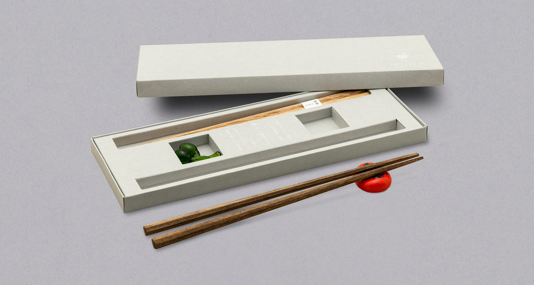 Poklon set drvenih štapića za jelo Tetoca - kaki i maslina