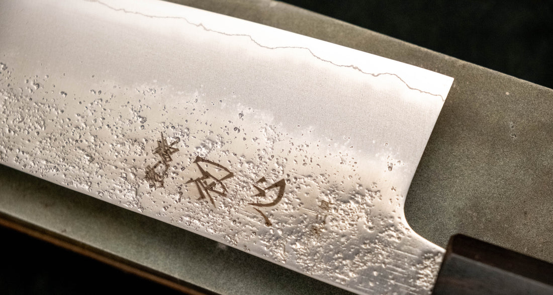 Hatsukokoro Santoku Ginsanko Nashiji Ebony Wa 170 mm