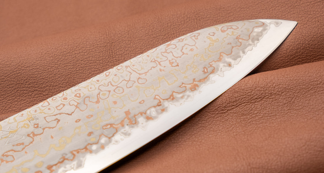 Hayabusa Santoku Aogami #2 Rainbow Damascus 180 mm