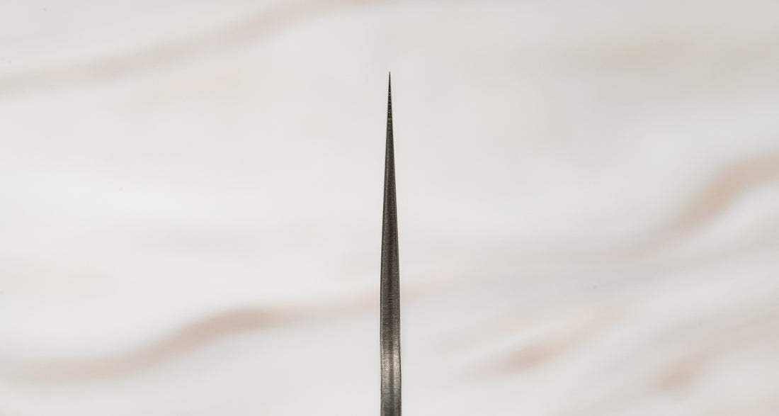 Hokiyama Gyuto Matte Damascus AUS-10 210 mm - OŠTRICA