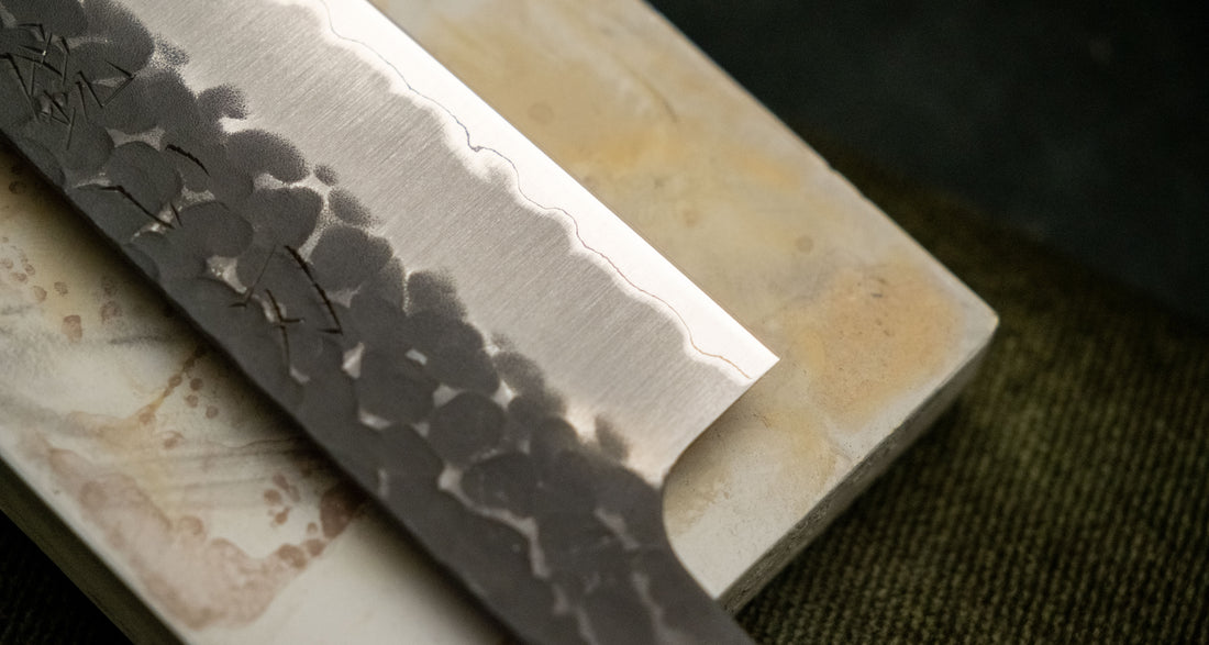 Hokiyama Sujihiki Aogami Super Kuro-uchi 240 mm - OŠTRICA