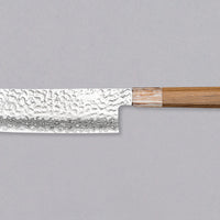 Kotetsu VG-10 Damascus Nakiri 160 mm je nož za povrće s vidljivim otiscima čekića i klasičnom japanskom (wa-style) drškom od tikovine. Oduševit će sve ljubitelje jela od povrća koji cijene i estetski oblikovane kuhinjske posuđe.  Nož je iznimno tanak (1,9 mm) tako da će s lakoćom kliziti kroz sastojke, a odabir VG-10 nehrđajućeg čelika osigurava otpornost na hrđu, izdržljivost i otpornost na habanje.