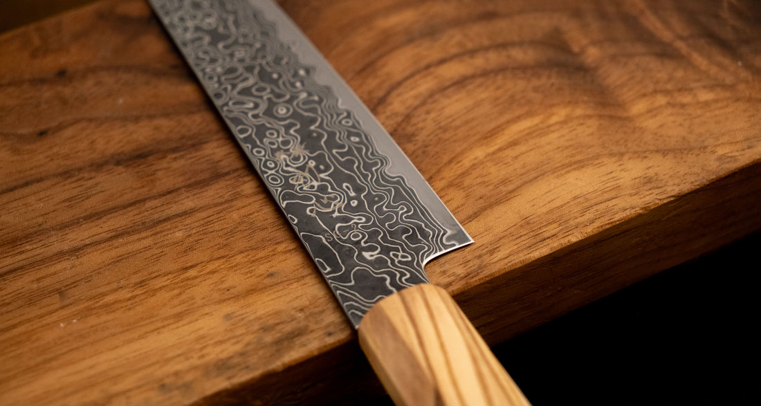Hatsukokoro Mercury Petty Kurozome Damascus 150 mm [Mono Olivewood]