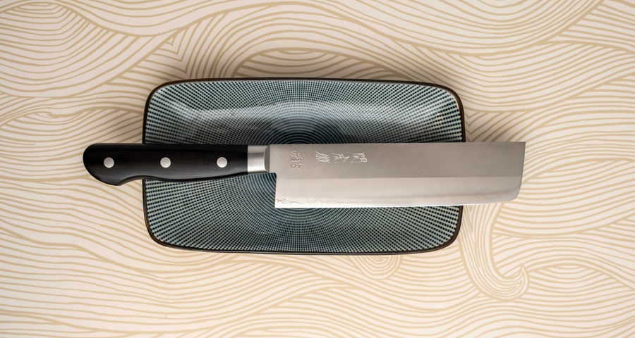 Seki Kotetsu Nakiri VG-10 Migaki 165 mm [black pakkawood]