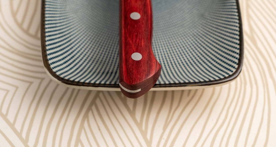 Seki Kotetsu Petty Vg-10 Migaki 135 mm [red pakkawood]
