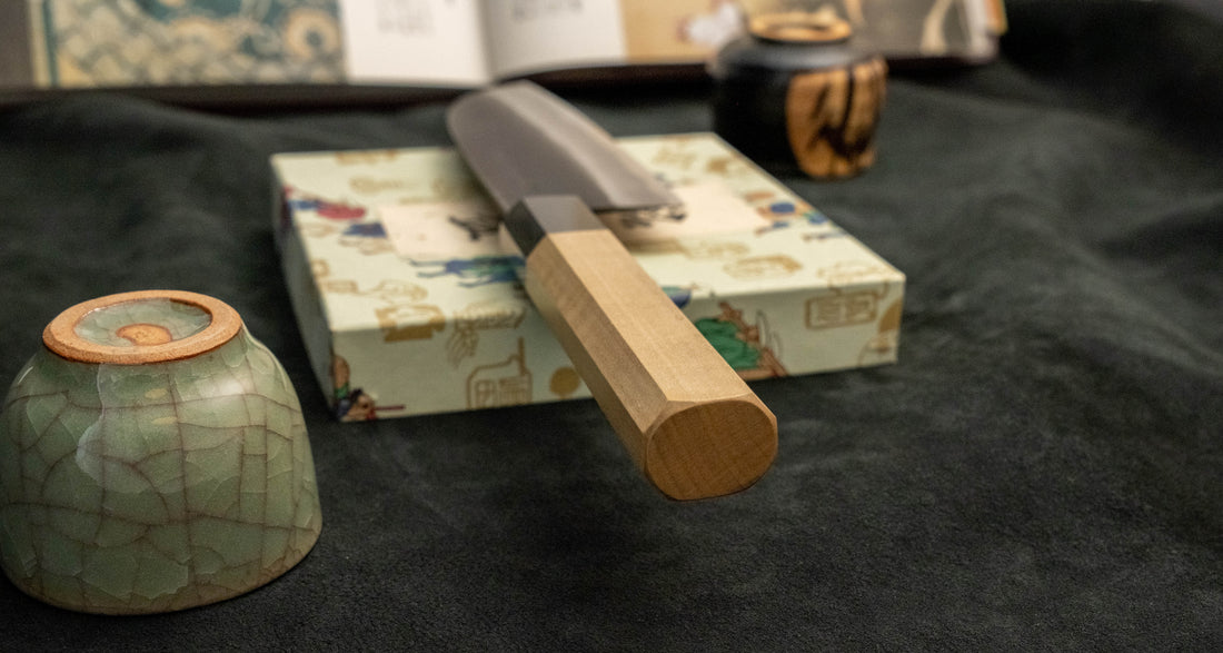 Tojiro Atelier Santoku Shirogami #2 Kuro-uchi 140 mm