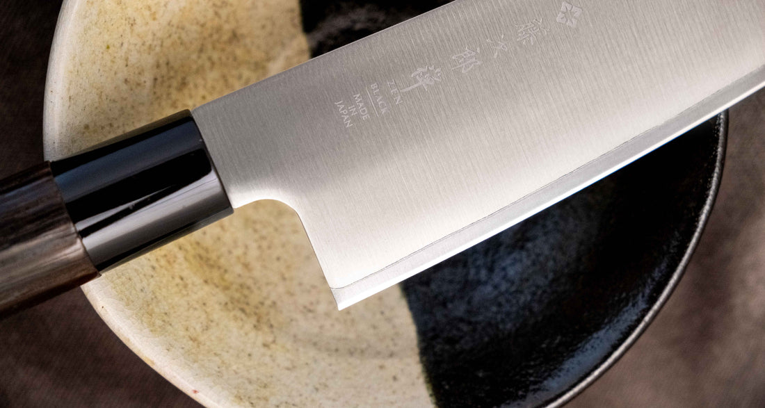 TOJIRO Zen Black Santoku 165 mm