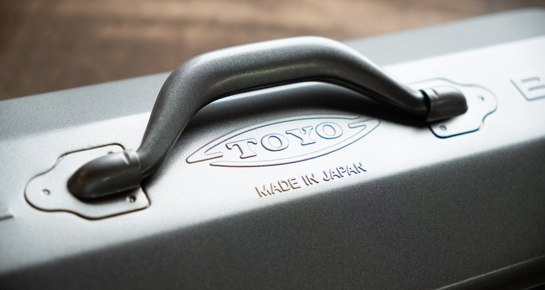Toyo Toolbox Y-410 kovčeg za noževe - srebrna