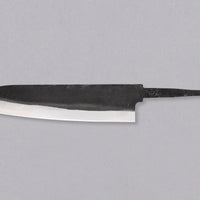 Yoshida Gyuto SUJ-2 Kuro-uchi 210 mm višenamjenski je nož izrađen u japanskoj kovačnici Yoshida Hamono. Izrađen je od visokougljičnog čelika SUJ-2, pa se lako oštri i dugo zadržava oštrinu. Svojim minimalističkim izgledom, kurouchi će lijepo pristajati uz klasične i ekstravagantnije drške.