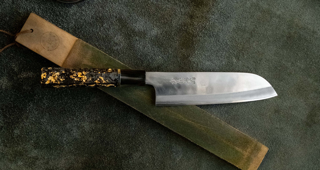 ZDP-189 Santoku Silver Gold Carbon 180 mm